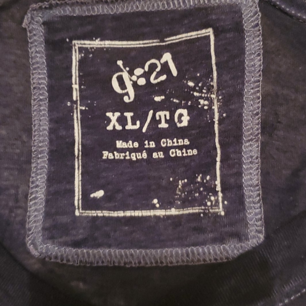 Men's shirt